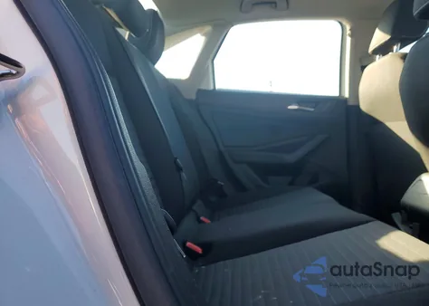 2024 Volkswagen Jetta S z USA, uszkodzony, nr VIN 3VW5M7BU5RM102369